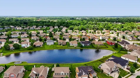 8715 Blue Marlin Drive Indianapolis IN 46239