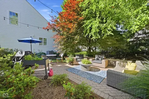 8058 Lynch Lane Indianapolis IN 46250