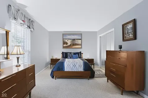 4212 Dahlia Indianapolis IN 46220