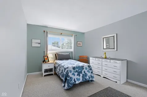 4212 Dahlia Indianapolis IN 46220