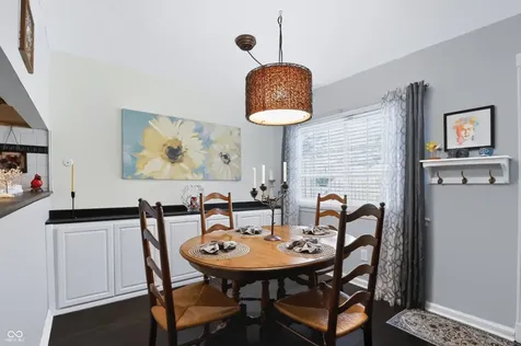 4212 Dahlia Indianapolis IN 46220