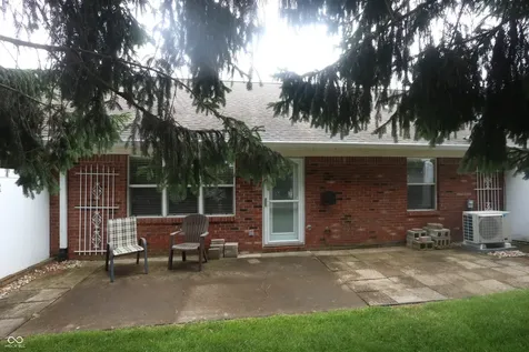 3910 Gray Pond Court Indianapolis IN 46237
