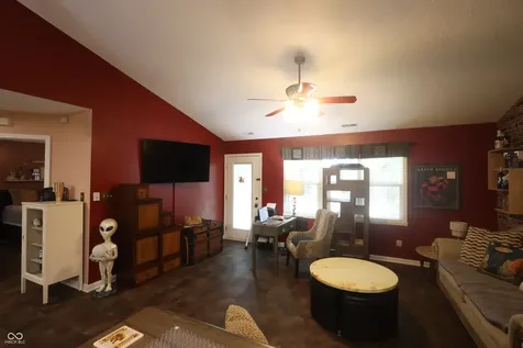 3910 Gray Pond Court Indianapolis IN 46237