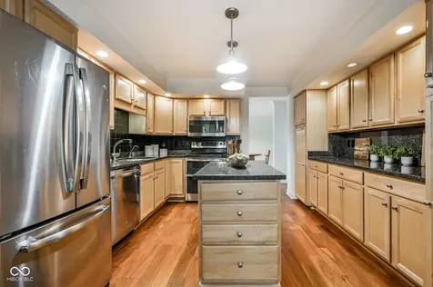 8650 Jaffa Court West Drive Indianapolis IN 46260