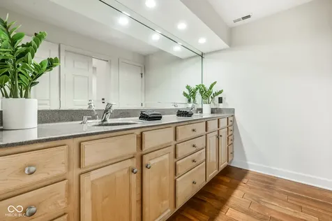 8650 Jaffa Court West Drive Indianapolis IN 46260