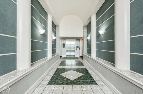 8650 Jaffa Court West Drive Indianapolis IN 46260