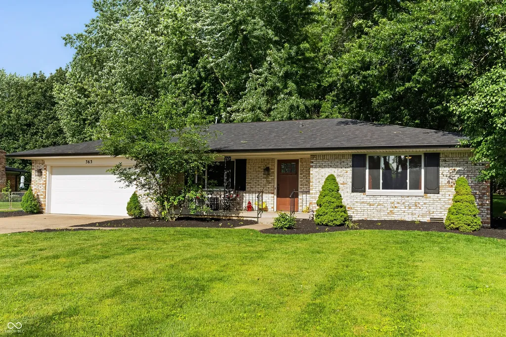 363 Shadow Hill Drive Greenwood IN 46142