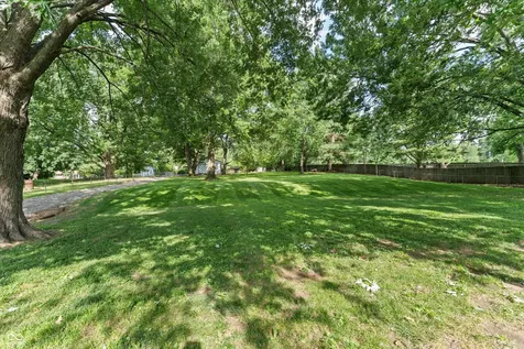 363 Shadow Hill Drive Greenwood IN 46142