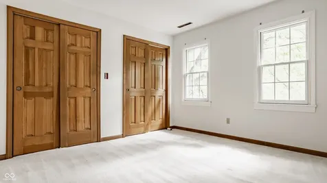 30 Cedar Mill Court Zionsville IN 46077