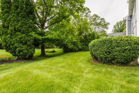 30 Cedar Mill Court Zionsville IN 46077