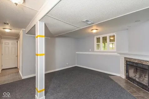 9008 Panorama Court Indianapolis IN 46234