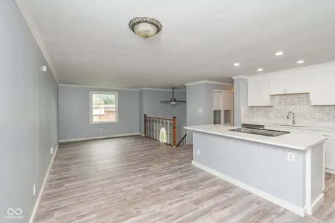 9008 Panorama Court Indianapolis IN 46234