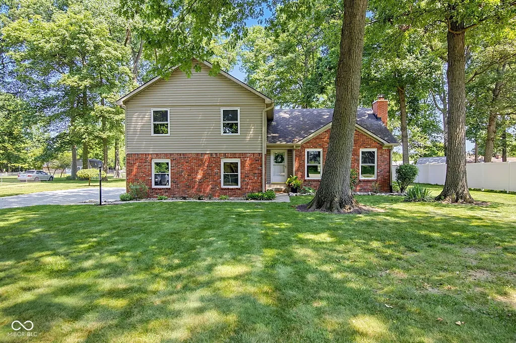 1336 S Heron Drive E New Palestine IN 46163