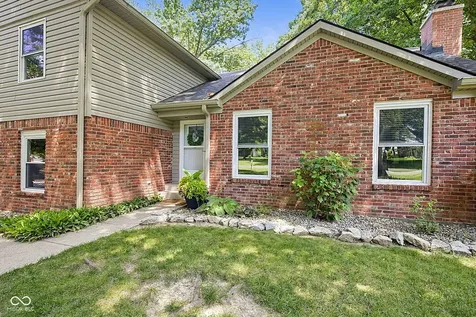 1336 S Heron Drive E New Palestine IN 46163