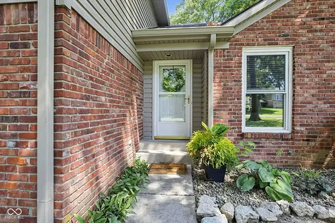 1336 S Heron Drive E New Palestine IN 46163