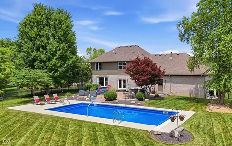 17275 Blue Moon Drive Noblesville IN 46060