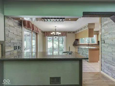 6796 Travis Place Greenwood IN 46143