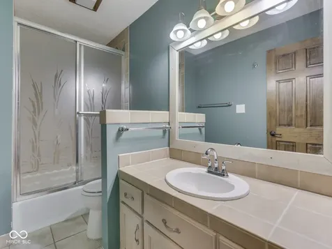 6796 Travis Place Greenwood IN 46143