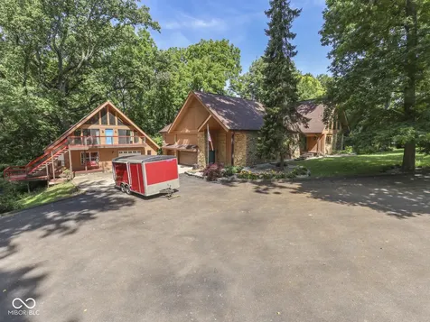 6796 Travis Place Greenwood IN 46143