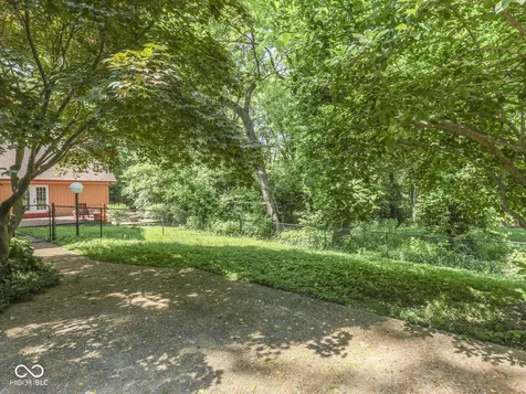 6796 Travis Place Greenwood IN 46143
