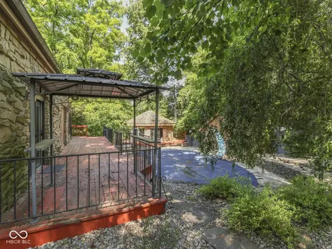 6796 Travis Place Greenwood IN 46143