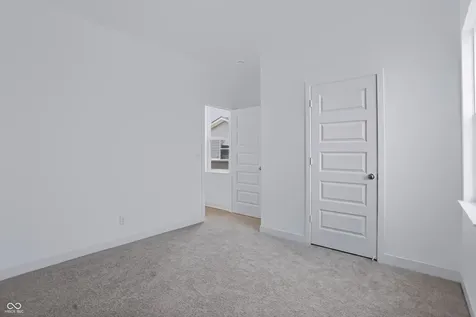 2746 Salem Place Greenwood IN 46143