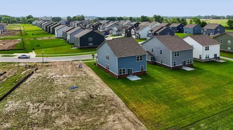 2746 Salem Place Greenwood IN 46143
