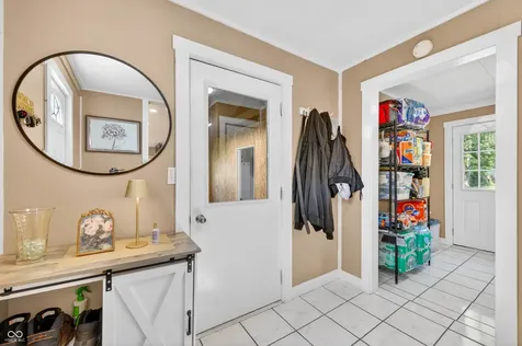 221 Della Road Columbus IN 47203