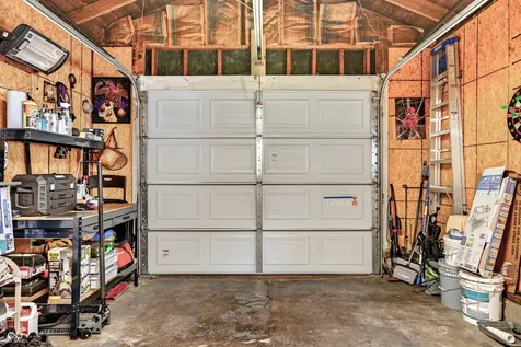 221 Della Road Columbus IN 47203