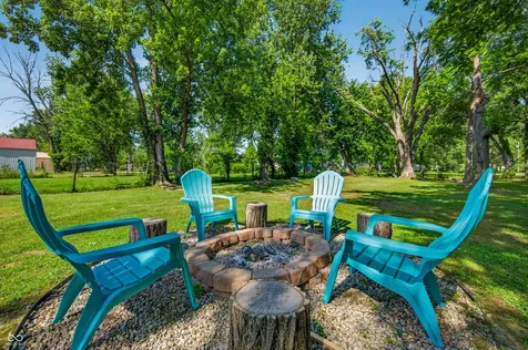 221 Della Road Columbus IN 47203