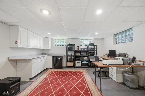 6040 Carrollton Avenue Indianapolis IN 46220
