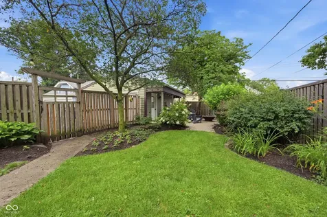 6040 Carrollton Avenue Indianapolis IN 46220