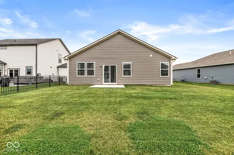 7264 Firestone Road Whitestown IN 46075