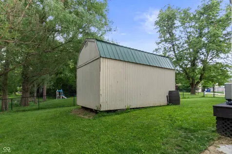 12124 Mockernut Court Indianapolis IN 46236