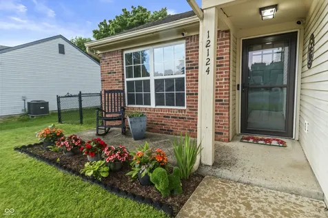 12124 Mockernut Court Indianapolis IN 46236