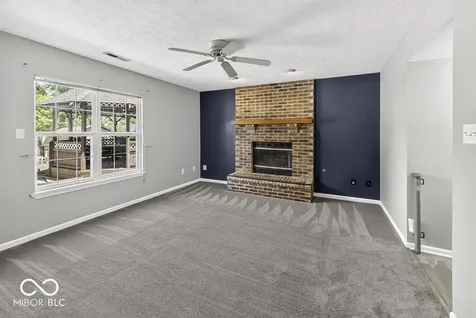 1548 Doe Lane Greenwood IN 46142