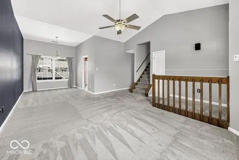 1548 Doe Lane Greenwood IN 46142