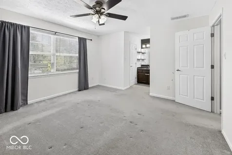 1548 Doe Lane Greenwood IN 46142