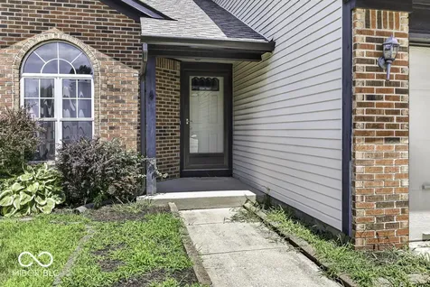 1548 Doe Lane Greenwood IN 46142