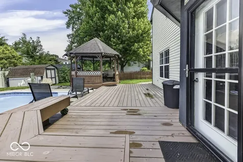 1548 Doe Lane Greenwood IN 46142