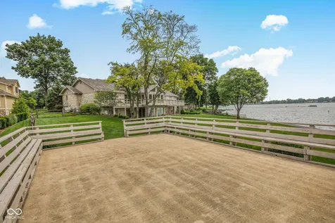 425 Trilbey Court Noblesville IN 46062