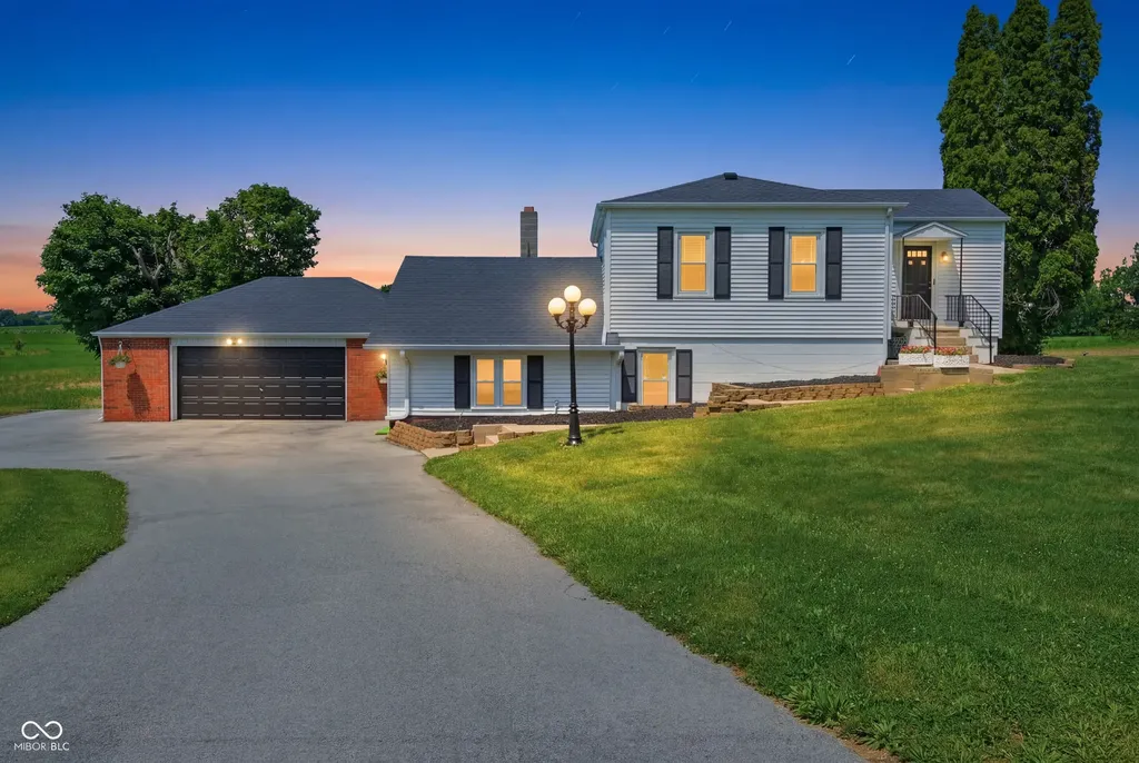 1857 N County Road 300 Road W New Castle IN 47362