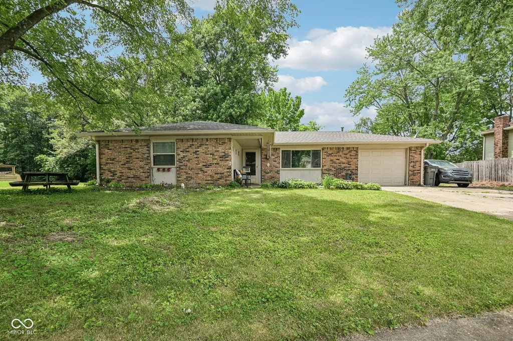 7120 Hearthstone Way Indianapolis IN 46227