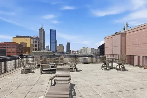225 N New Jersey Street Indianapolis IN 46204
