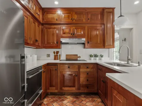 3726 Totem Lane Indianapolis IN 46208