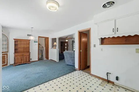 4931 Rockville Road Indianapolis IN 46224