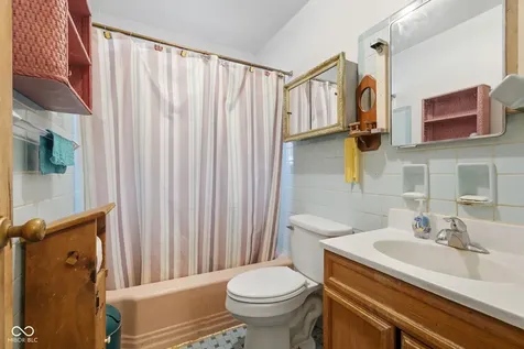 4931 Rockville Road Indianapolis IN 46224