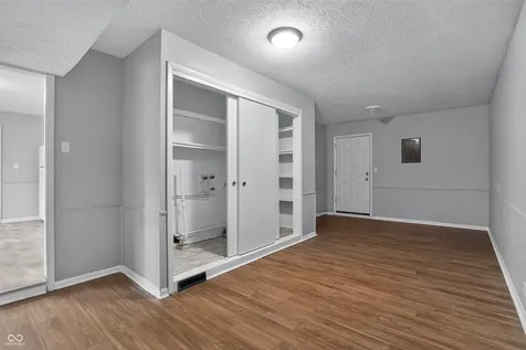 7339 E 34th Place Indianapolis IN 46226