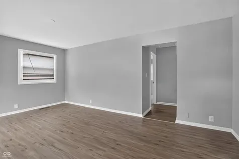 7339 E 34th Place Indianapolis IN 46226