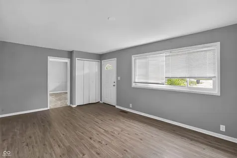 7339 E 34th Place Indianapolis IN 46226